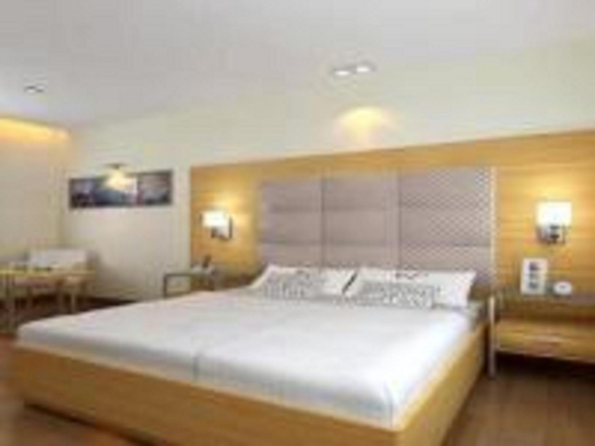 Country Inn Panjim Goa Panaji Pokój zdjęcie